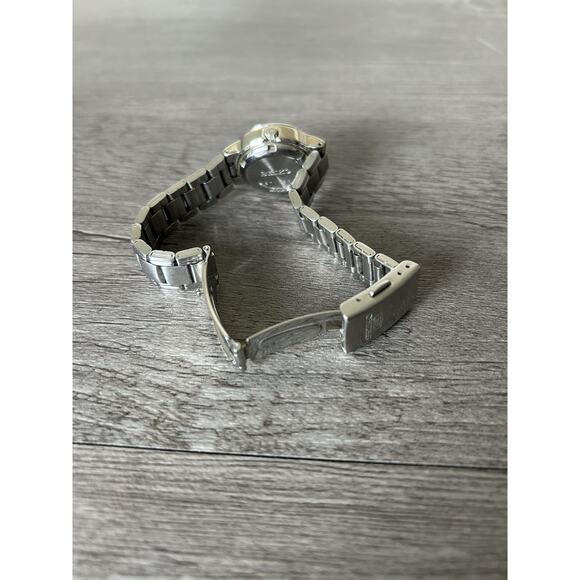 Men’s Seiko 5 Automatic 21 Jewels Wrist Watch. - Picture 5 of 9